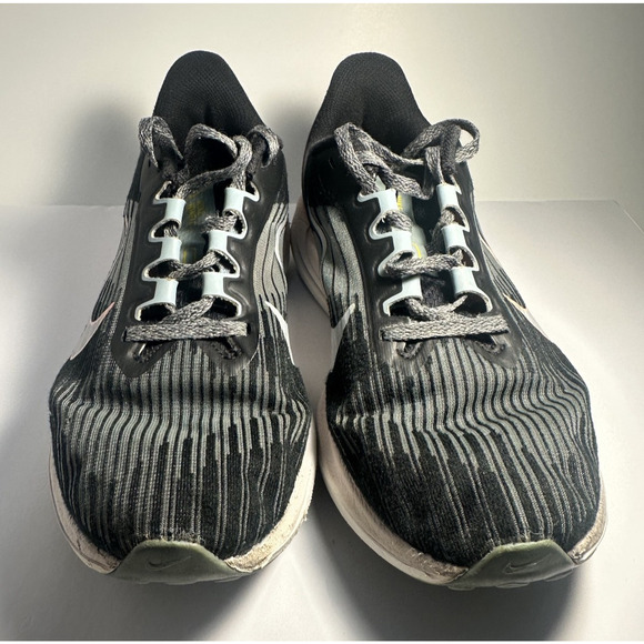 Nike Zoom Winflo 8 Men’s Running Shoes Black Peach DD8686-004 Size 9.5 Cushioned - Picture 3 of 9